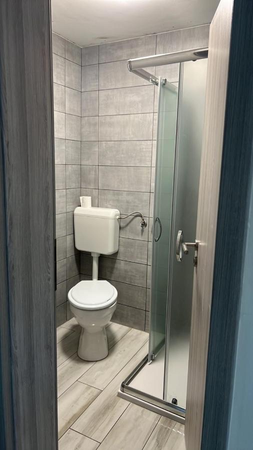 Apartments Linic Nin Luaran gambar